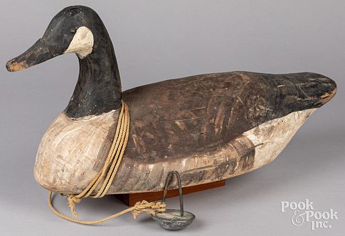 CARVED AND PAINTED CANADA GOOSE 30e9ae