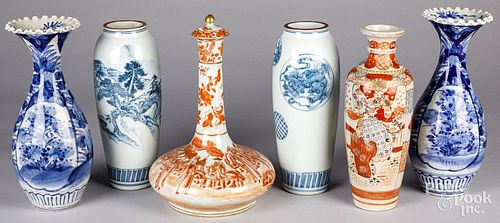 FIVE CHINESE AND JAPANESE PORCELAIN 30eb84