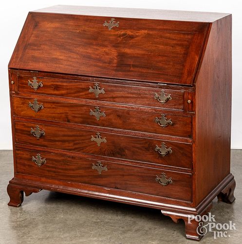 NEW ENGLAND CHIPPENDALE MAHOGANY