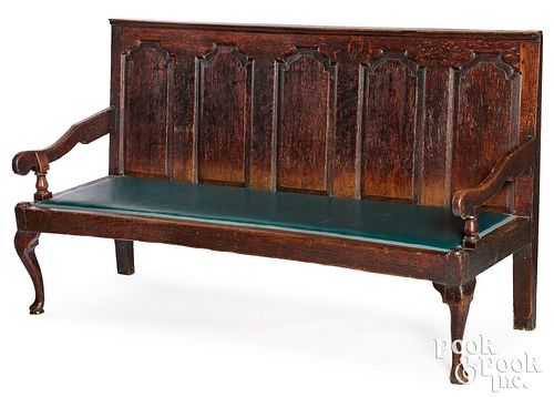 GEORGE I OAK SETTEE, EARLY 18TH