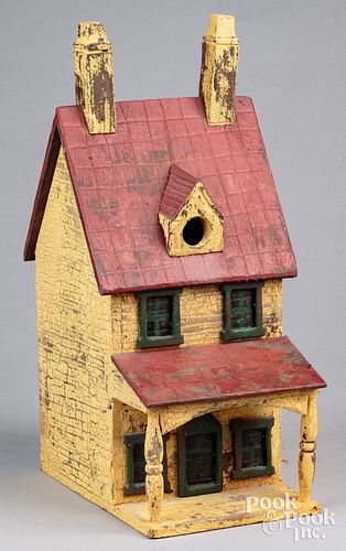 VICTORIAN PAINTED WOOD BIRD HOUSE  30ef8e