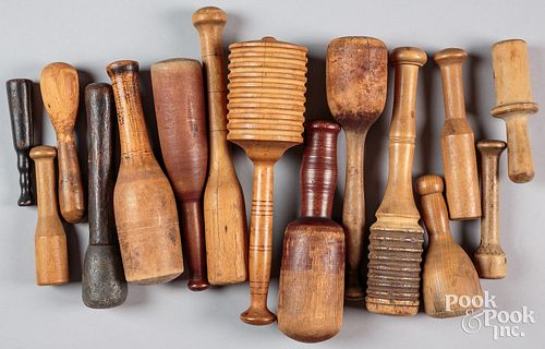 FIFTEEN WOODEN PESTLES AND MASHERS  30ef8c