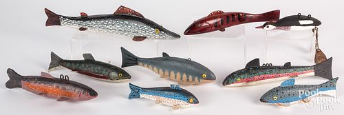 NINE CARVED AND PAINTED FISH DECOYS  30f0ce