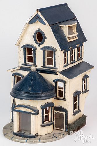 PAINTED VICTORIAN HOUSE BIRDHOUSE,