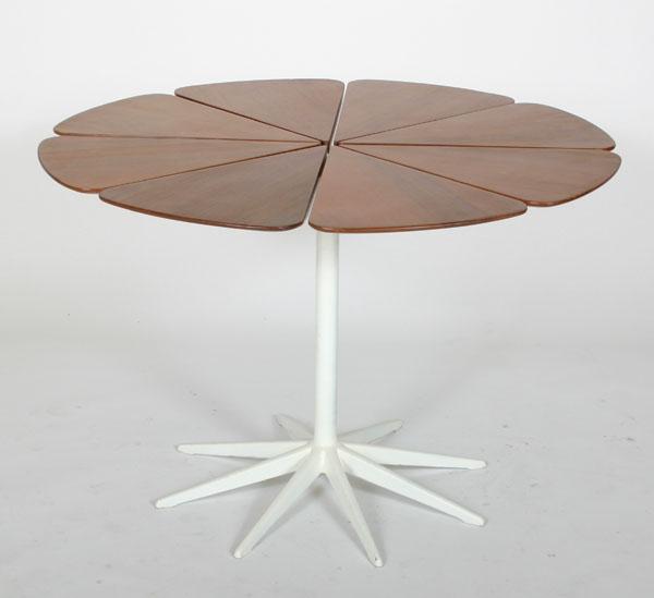 Richard Schultz petal table for 4e4e7