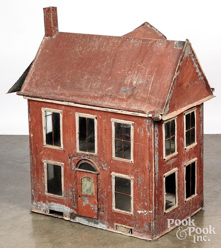 UNUSUAL PAINTED TIN DOLL HOUSE  30f1b8