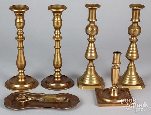 GROUP OF BRASS CANDLESTICKS 19TH 30f1fd