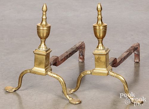 PAIR OF FEDERAL BRASS ANDIRONS  30f205