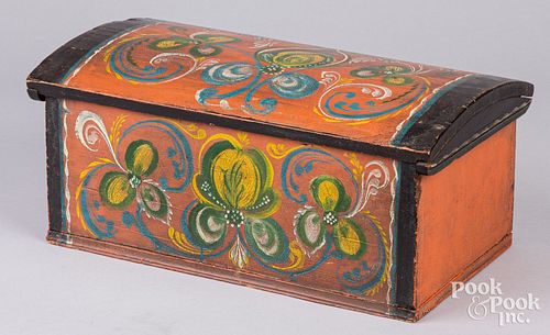 SCANDINAVIAN PAINTED DOME LID BOX  30f2a0