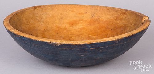 TURNED AND PAINTED BOWL 19TH C Turned 30f3d0