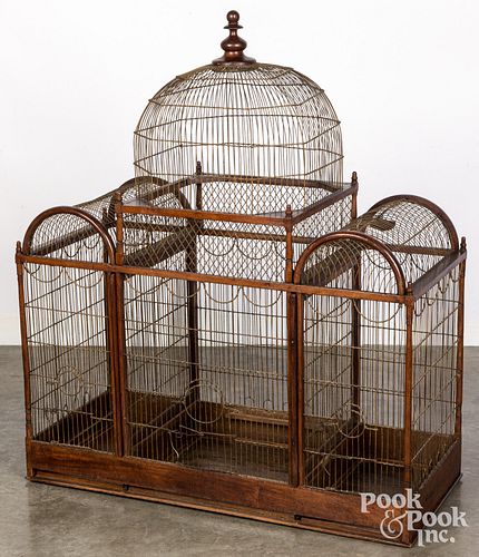 LARGE VICTORIAN WIRE BIRDCAGELarge 30f471