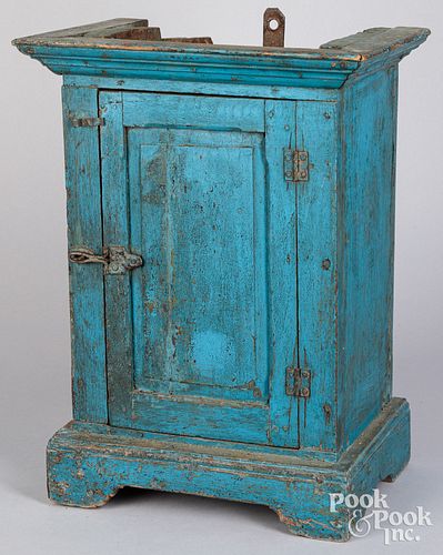 PAINTED CHILD S CUPBOARD MID 20TH 30f4ba