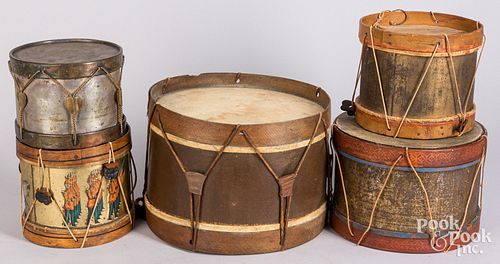FIVE TIN TOY DRUMS, 20TH C.Five