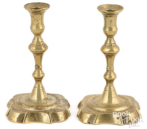 PAIR OF ENGLISH QUEEN ANNE BRASS 30f83f