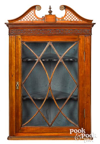 GEORGE III MAHOGANY HANGING CORNER 30fae8