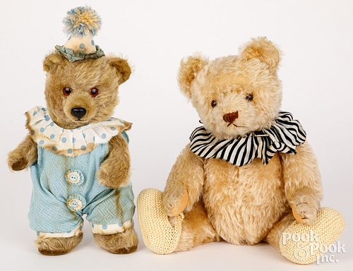 TWO TEDDY BEARSTwo teddy bears  30d4cf