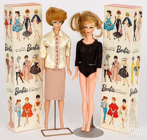 TWO BARBIE DOLLSTwo Barbie dolls, to
