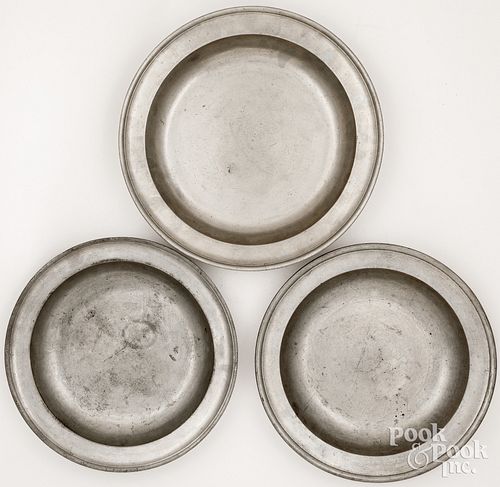 THREE ENGLISH PEWTER DEEP DISHES  30d5e2