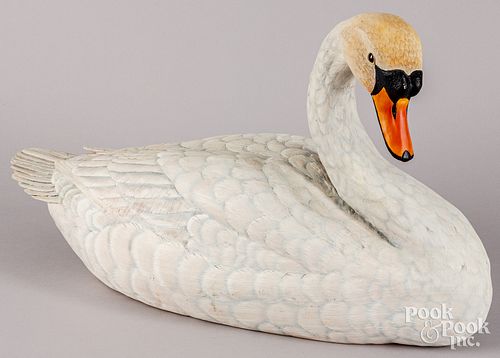 CARVED AND PAINTED MUTE SWAN DECOYRichard 30d6c3