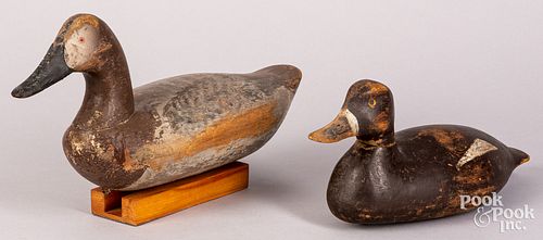 TWO CARVED AND PAINTED DUCK DECOYSTwo 30d73a