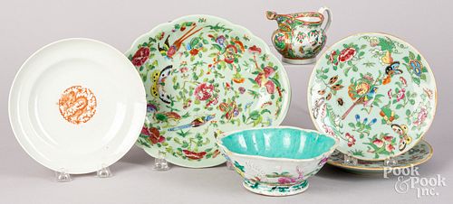 GROUP OF CHINESE EXPORT PORCELAINGroup