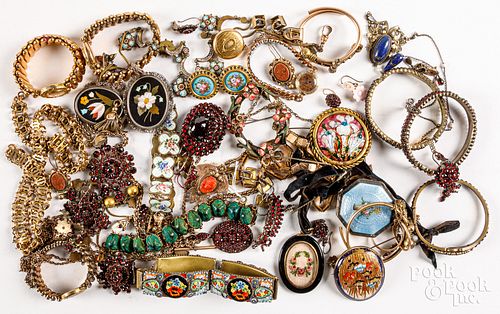 ANTIQUE AND VINTAGE JEWELRYAntique 30d810