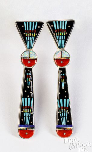 PAIR NAVAJO INDIAN HARDSTONE EARRINGSPair 30d944