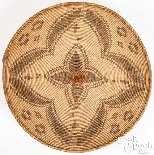 LARGE PIMA INDIAN COILED BASKETRY 30d9a6