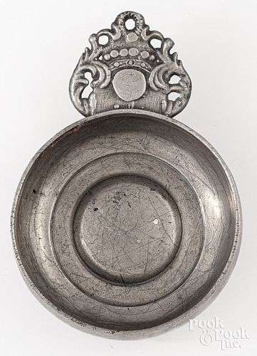 NEWPORT RHODE ISLAND PEWTER PORRINGERNewport  30db24