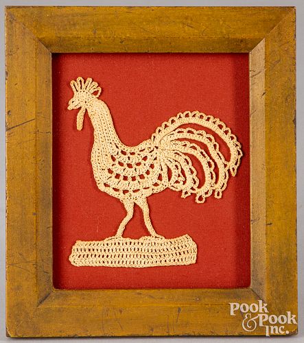 SMALL FABRIC ROOSTER IN AN ANTIQUE 30dc01