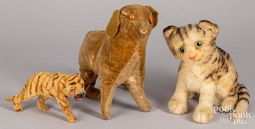 THREE PLUSH TOYS, TO INCLUDE A STIEFF