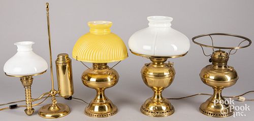 FOUR VICTORIAN LAMPS, 19TH C.Four
