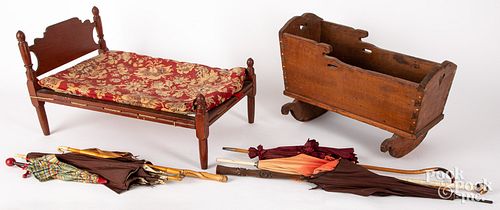 WALNUT DOLL CRADLE, 19TH C.Walnut