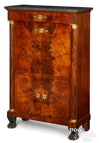 NEW YORK MAHOGANY CLASSICAL SECR TAIRE 30de85