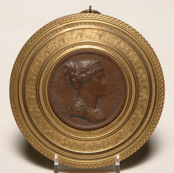 Gutta percha medallion of Empress 4e345