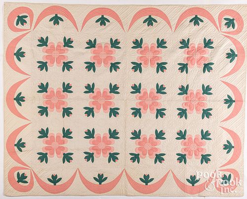 FLORAL APPLIQUE QUILT, MID-20TH