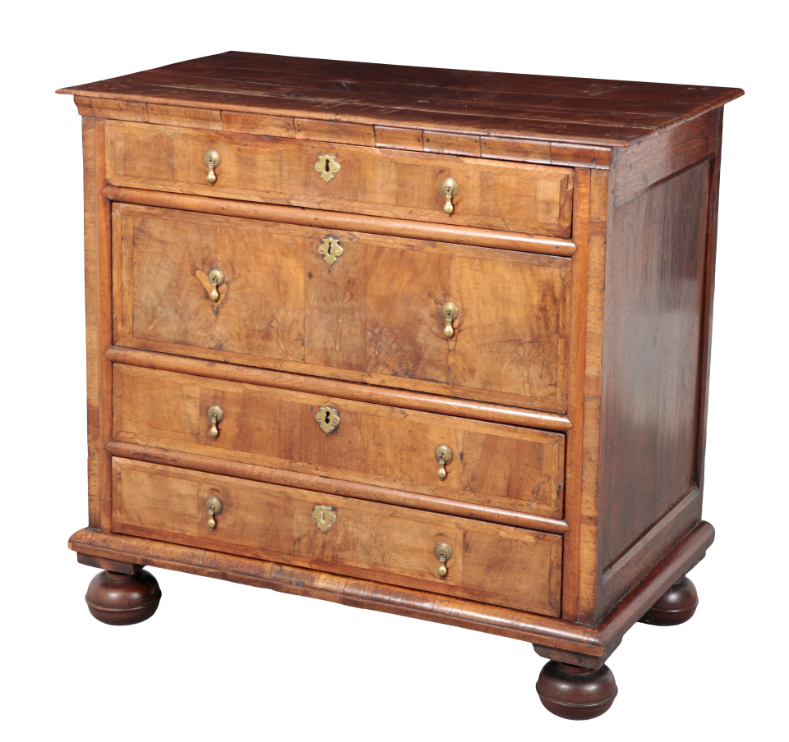 A WILLIAM AND MARY WALNUT CHEST 310b3a