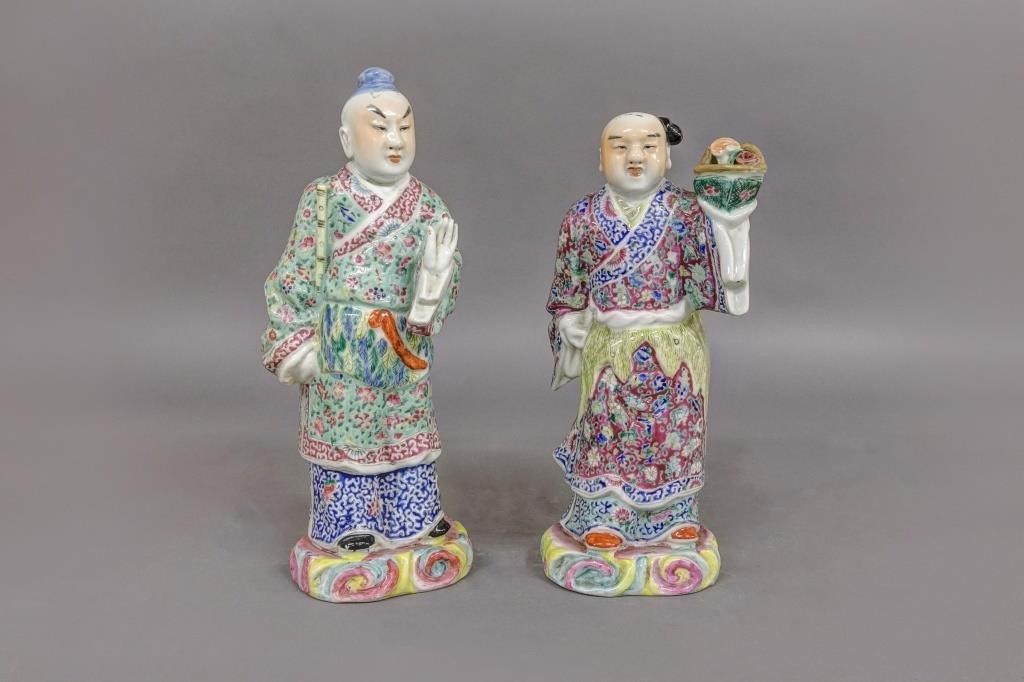 Pair of Chinese porcelian figures 13 5 H 310c1d