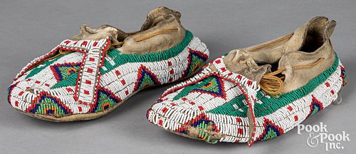 PAIR OF NATIVE AMERICAN INDIAN BEADED