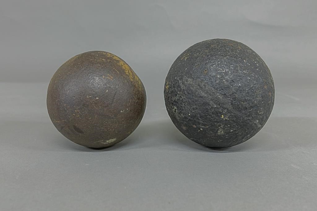 Two cannon balls, 18/19th c.
Largest
