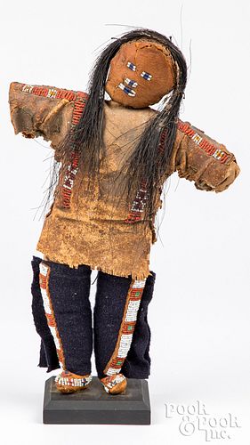 SIOUX INDIAN WARRIOR DOLL CA  310d45