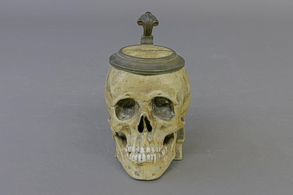 Porcelain skull stein with pewter 310d67