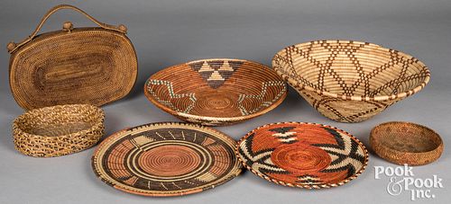 GROUP OF TRIBAL BASKETRY ITEMSGroup 310e4e