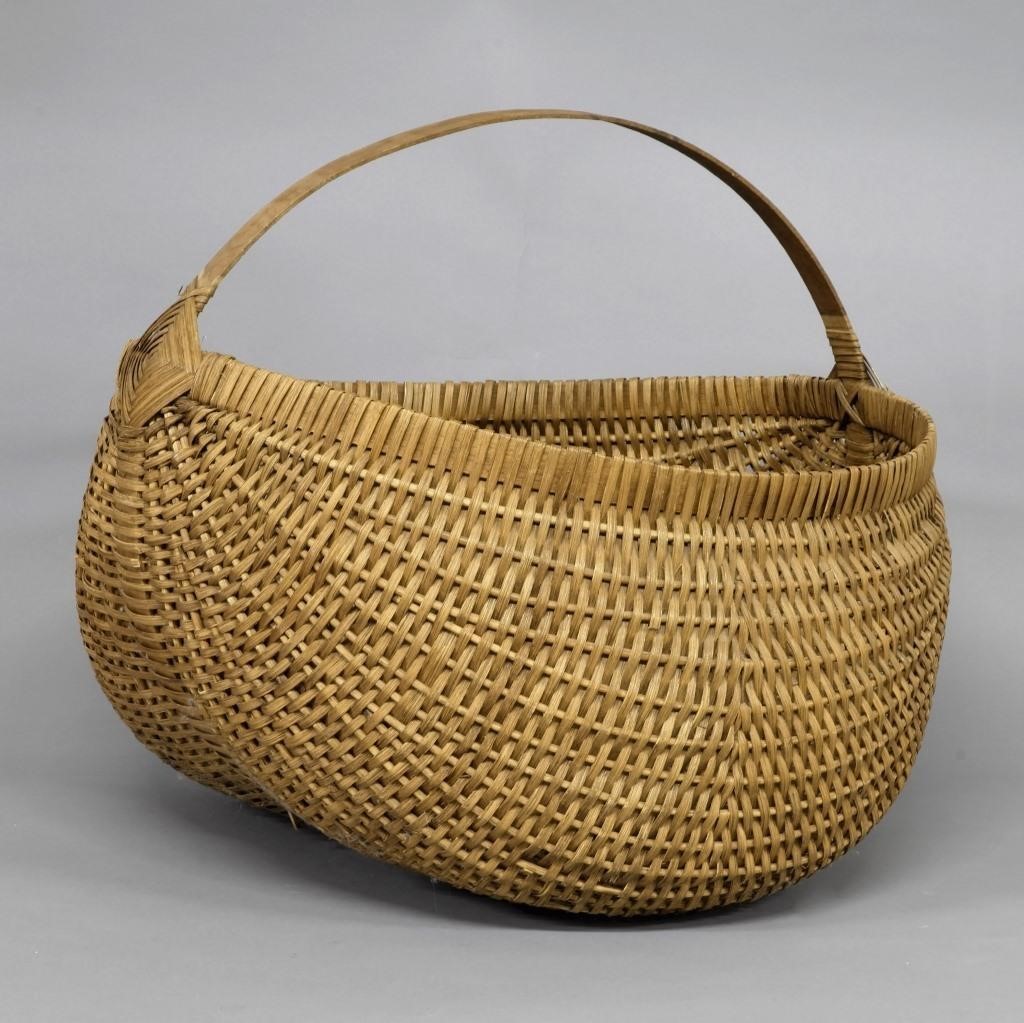 Early large woven buttocks basket
22"H