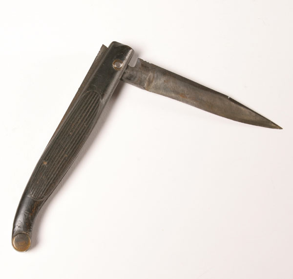 Baleen lock blade knife; hand carved
