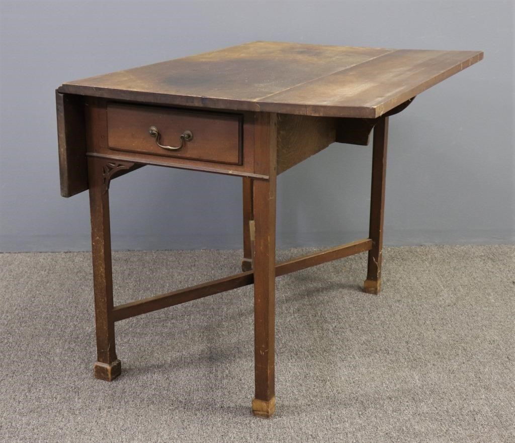 American Chippendale mahogany Pembroke