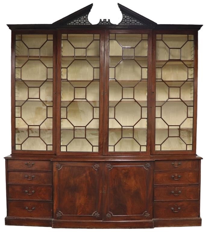 Fine large Georgian mahogany breakfront 3110ce