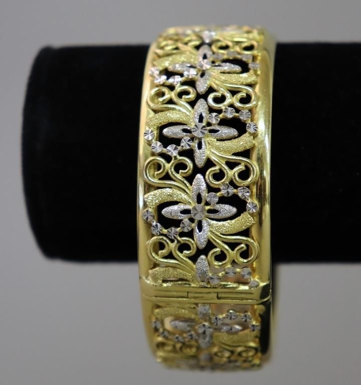 Gold and diamond filigree cuff 311172