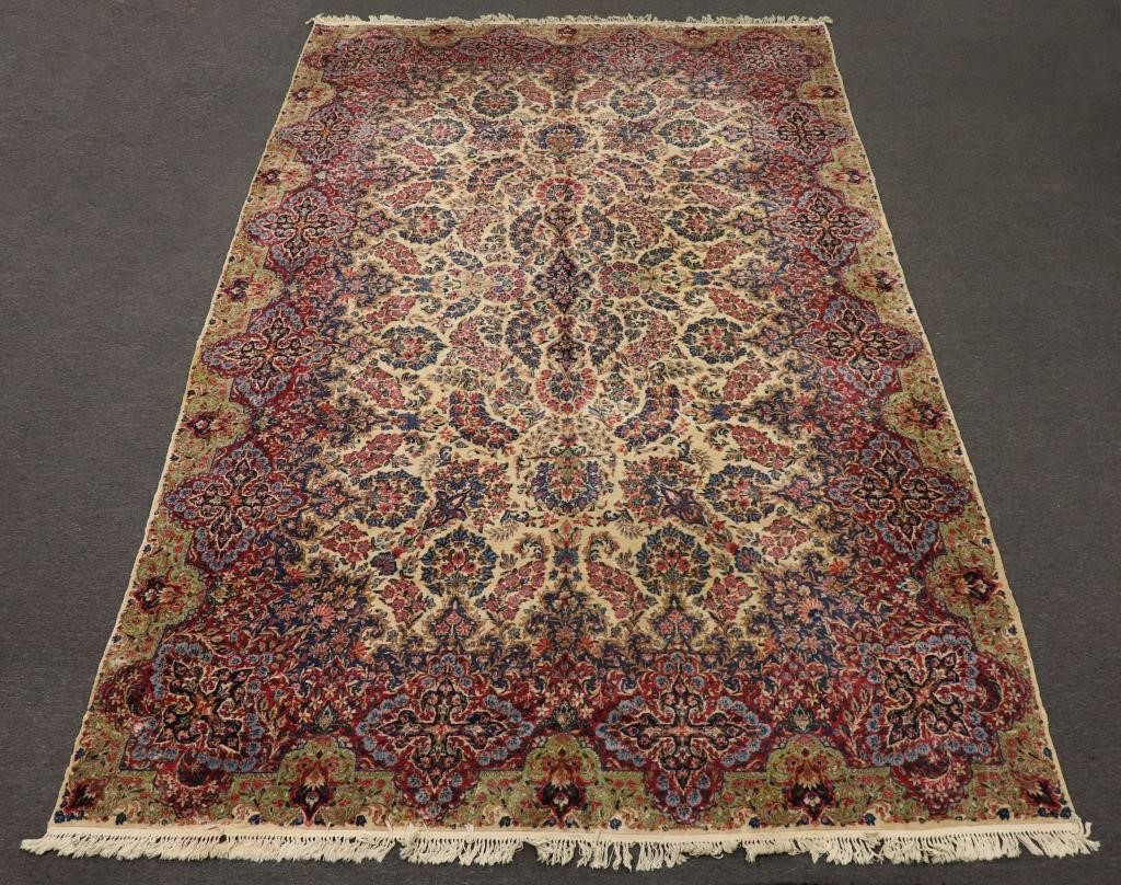 Large room size Kerman carpet in