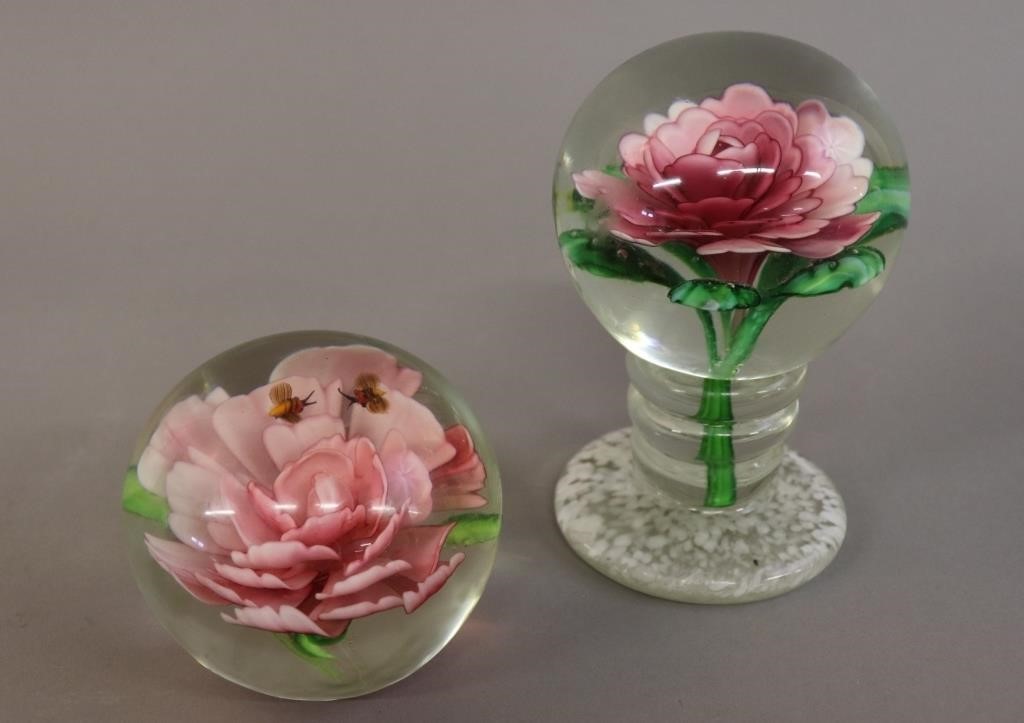 Two glass flower paperweights  3112c9